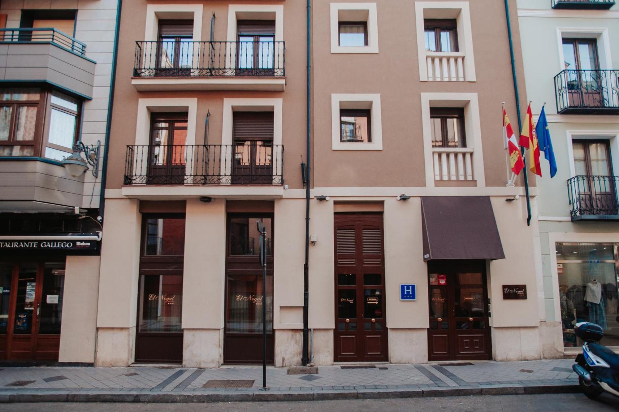 Hotel El Nogal Valladolid Exterior photo